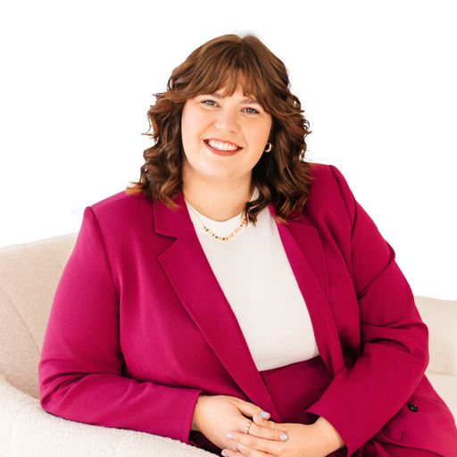 Photo of Sarah Connell